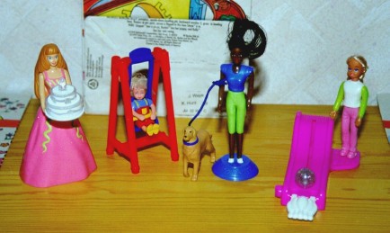 Details about   1999 Barbie McDonalds Happy Meal Toy Giggles n' Swing Kelly #6 
