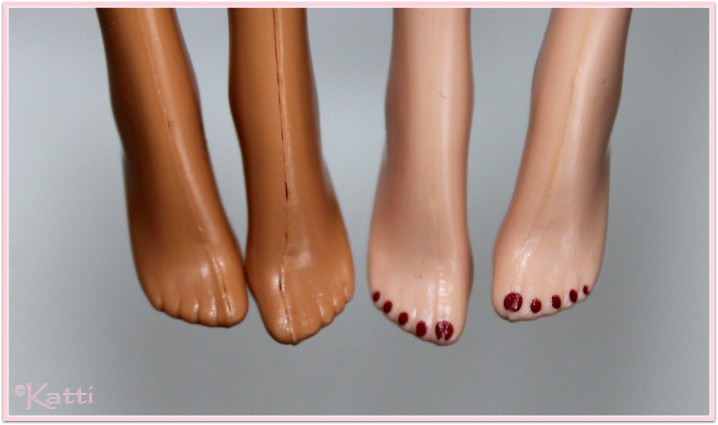 Barbie RANDOM ASSORTED GG CEO Blonde Play Doll Heel Feet Bend Legs Belly Bod AD9